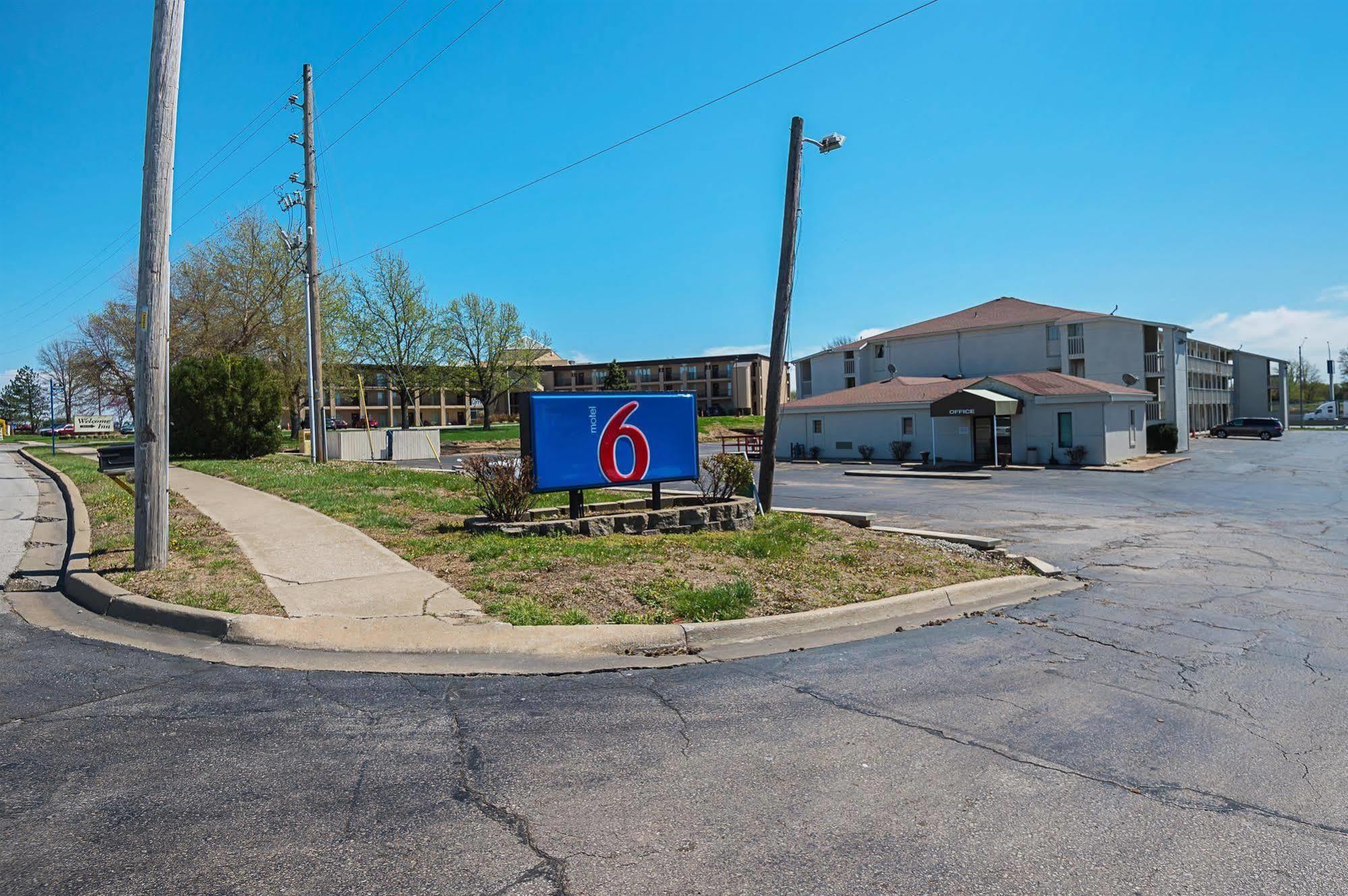 Motel 6-Blue Springs, Mo Exteriér fotografie