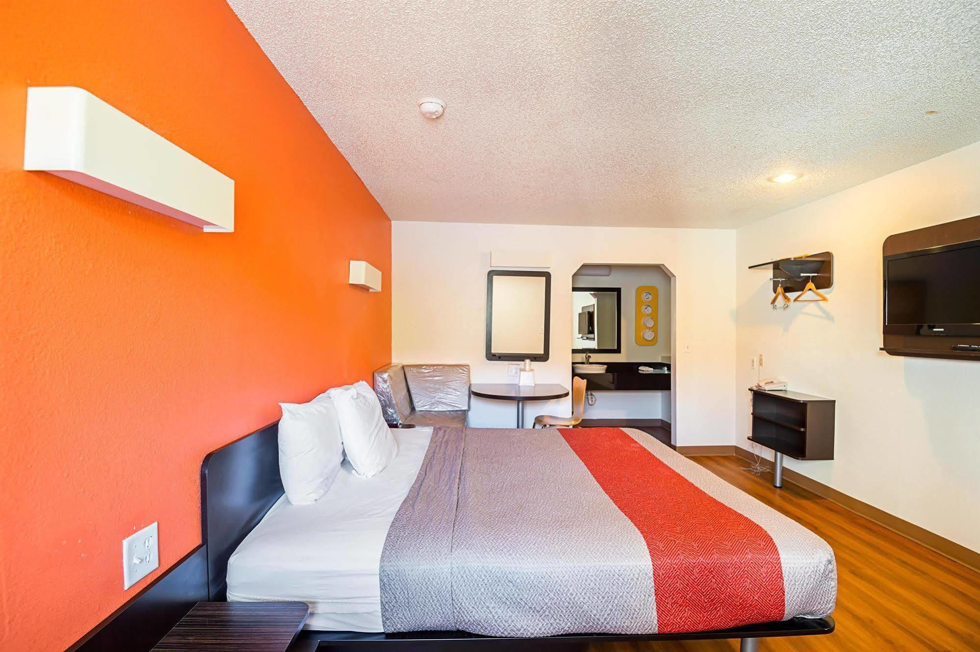 Motel 6-Blue Springs, Mo Exteriér fotografie