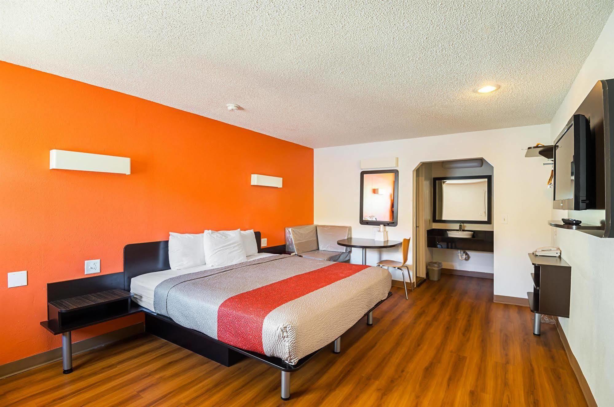 Motel 6-Blue Springs, Mo Exteriér fotografie